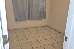 1560 NE 111th St, Miami, FL 33161 - Photo 3