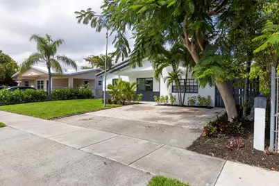 1681 NE 39th Street, Pompano Beach, FL 33064 - Photo 3