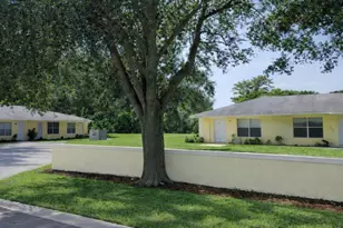 951 King Orange Dr, Fort Pierce, FL 34982 - Photo 3