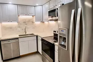 4164 N Inverrary Dr, Lauderhill, FL 33319 - Photo 3