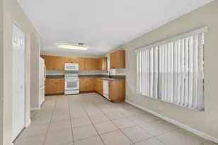 662 Perdido Heights Dr, West Palm Beach, FL 33413 - Photo 15