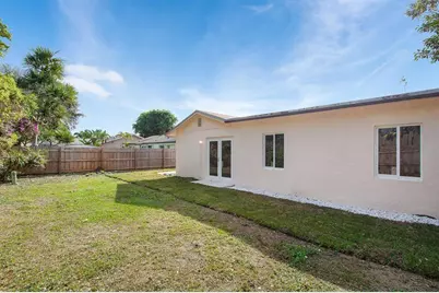 9611 Saddlebrook Drive, Boca Raton, FL 33496 - Photo 15