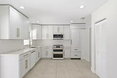 1430 NW 73 Avenue, Plantation, FL 33313 - Photo 19