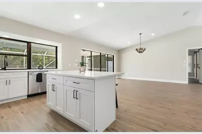 210 SE Crosspoint Drive, Port Saint Lucie, FL 34983 - Photo 9