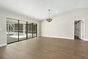 210 SE Crosspoint Dr, Port Saint Lucie, FL 34983 - Photo 11