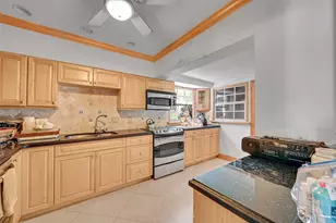 1317 SE 2nd Ave, Fort Lauderdale, FL 33316 - Photo 9