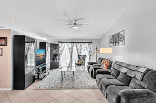 9816 NW 41st St, Sunrise, FL 33351 - Photo 9