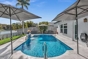 9816 NW 41st St, Sunrise, FL 33351 - Photo 33