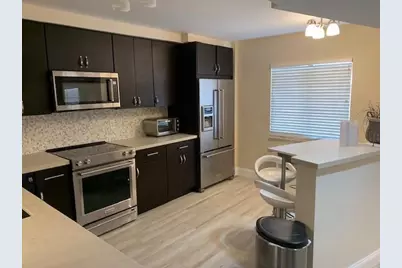 2200 S Cypress Bend Drive #905, Pompano Beach, FL 33069 - Photo 3