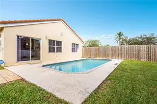 8260 SW 44th Ct, Davie, FL 33328 - Photo 39