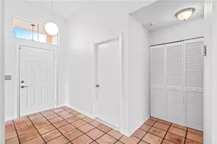 8260 SW 44th Ct, Davie, FL 33328 - Photo 5