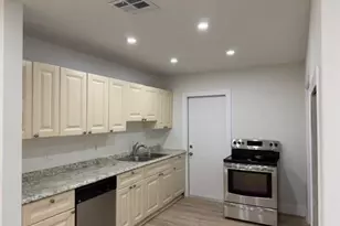 141 SE 7th Ave, Boynton Beach, FL 33435 - Photo 3