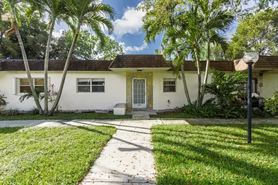 437 SW Natura Avenue #F, Deerfield Beach, FL 33441 - Photo 1