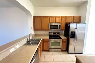 3600 Oaks Clubhouse Dr, Pompano Beach, FL 33069 - Photo 3