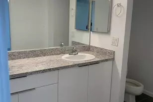 645 Executive Center Dr, West Palm Beach, FL 33401 - Photo 5