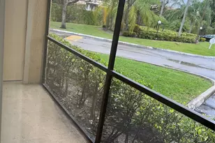 1239 SW 46th Ave, Pompano Beach, FL 33069 - Photo 5