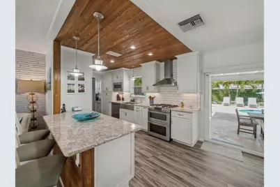 219 Blossom Lane, Palm Beach Shores, FL 33404 - Photo 7