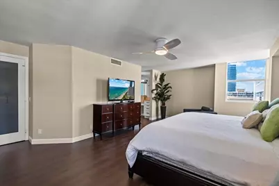 1890 S Ocean Drive #PH4, Hallandale Beach, FL 33009 - Photo 13