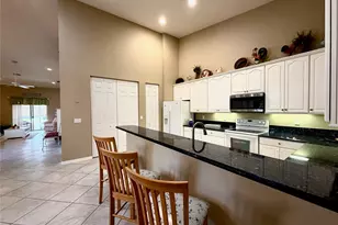 6510 Oxford Cir, Vero Beach, FL 32966 - Photo 11