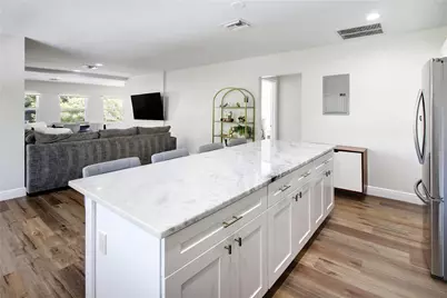 211 SE 16th Avenue #2, Fort Lauderdale, FL 33301 - Photo 5