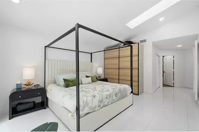 10311 Lima Street, Cooper City, FL 33026 - Photo 11