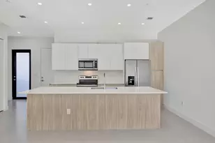 4208 NE 7th Terrace, Oakland Park, FL 33334 - Photo 3