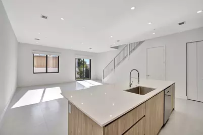 4208 NE 7th Terrace #8, Oakland Park, FL 33334 - Photo 7