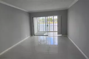 2801 N Palm Aire Dr, Pompano Beach, FL 33069 - Photo 23