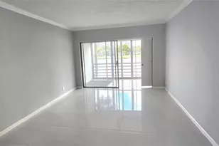 2801 N Palm Aire Dr, Pompano Beach, FL 33069 - Photo 23