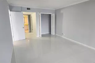 2801 N Palm Aire Dr, Pompano Beach, FL 33069 - Photo 25