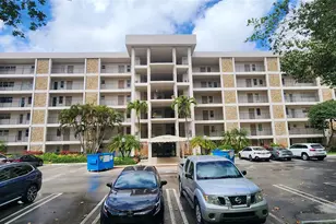 2801 N Palm Aire Dr, Pompano Beach, FL 33069 - Photo 35