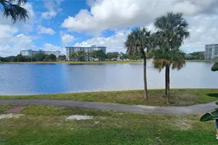 2801 N Palm Aire Dr, Pompano Beach, FL 33069 - Photo 1