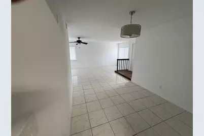 68 Wimbledon Lake Drive #68, Plantation, FL 33324 - Photo 3