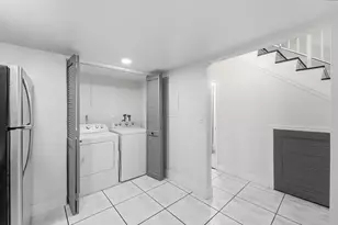 6678 Racquet Club Dr, Fort Lauderdale, FL 33319 - Photo 27