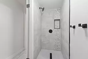 6678 Racquet Club Dr, Fort Lauderdale, FL 33319 - Photo 21