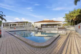 6678 Racquet Club Dr, Fort Lauderdale, FL 33319 - Photo 35