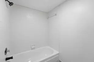 6678 Racquet Club Dr, Fort Lauderdale, FL 33319 - Photo 7