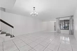 6678 Racquet Club Dr, Fort Lauderdale, FL 33319 - Photo 5