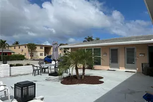 1260 SE 3rd Ct, Deerfield Beach, FL 33441 - Photo 5