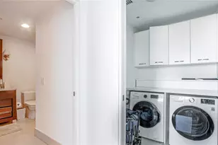 6899 Collins Ave, Miami Beach, FL 33141 - Photo 17