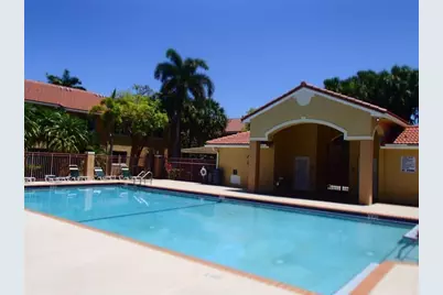 7910 NW 7th Street #103-8, Pembroke Pines, FL 33024 - Photo 15