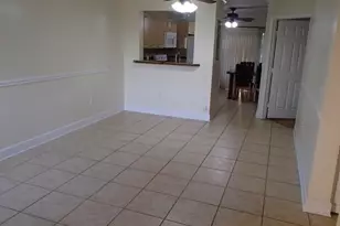 7910 NW 7th St, Pembroke Pines, FL 33024 - Photo 3