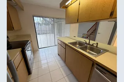 7622 N 76th Way #200, West Palm Beach, FL 33407 - Photo 13
