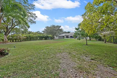 5320 SW 199th Avenue, Pembroke Pines, FL 33332 - Photo 25