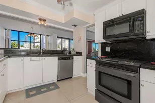 2017 S Ocean Dr, Hallandale Beach, FL 33009 - Photo 15