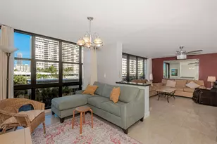 2017 S Ocean Dr, Hallandale Beach, FL 33009 - Photo 9