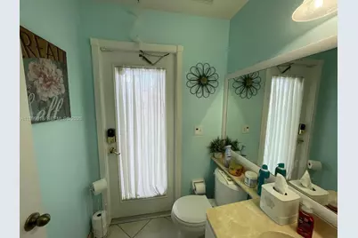 6953 Columbia Court, Margate, FL 33063 - Photo 15