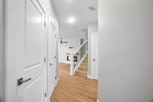 4507 E Aqua Bella Ln, Fort Lauderdale, FL 33312 - Photo 11