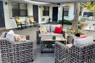 213 Hibiscus Ave, Pompano Beach, FL 33062 - Photo 3