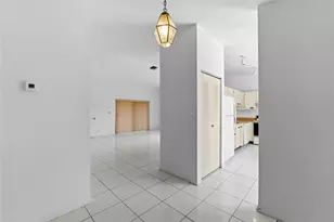 7520 NW 88th Terrace, Tamarac, FL 33321 - Photo 9